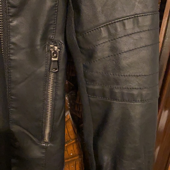 Gianni Bini jacket. - Picture 4 of 8